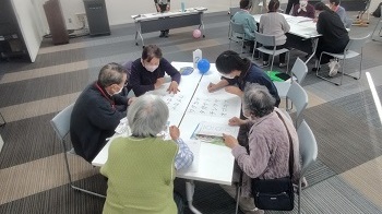 「脳はつらつ健康教室」学生ボランティア-2_R0712