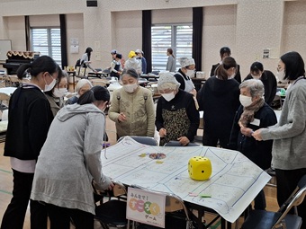 岩神カレー食堂-写真1-ゲーム企画-すごろく_R08